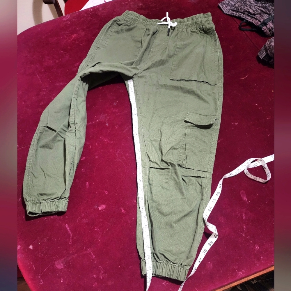 NWOT ... SHEIN Joggers - Picture 2 of 8